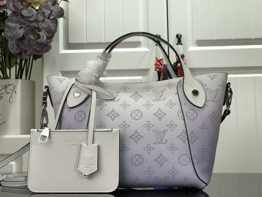 Best Replica Louis Vuitton Hina PM Mahina Leather Bag Replica Blue M54350 - Colareps