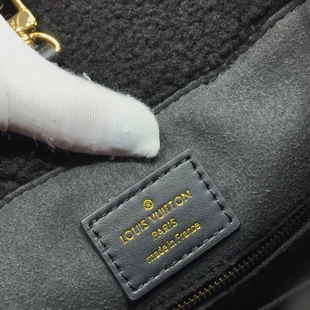 Best Replica Louis Vuitton Onthego Teddy Shearling Limited GM Tote Replica Black M55421 - Colareps