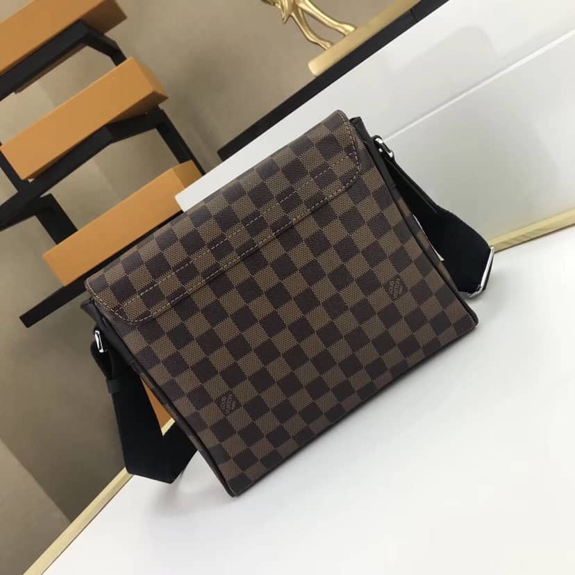 L0vis Vvtt0n District PM Damier Crossbody Bag Replica N41031