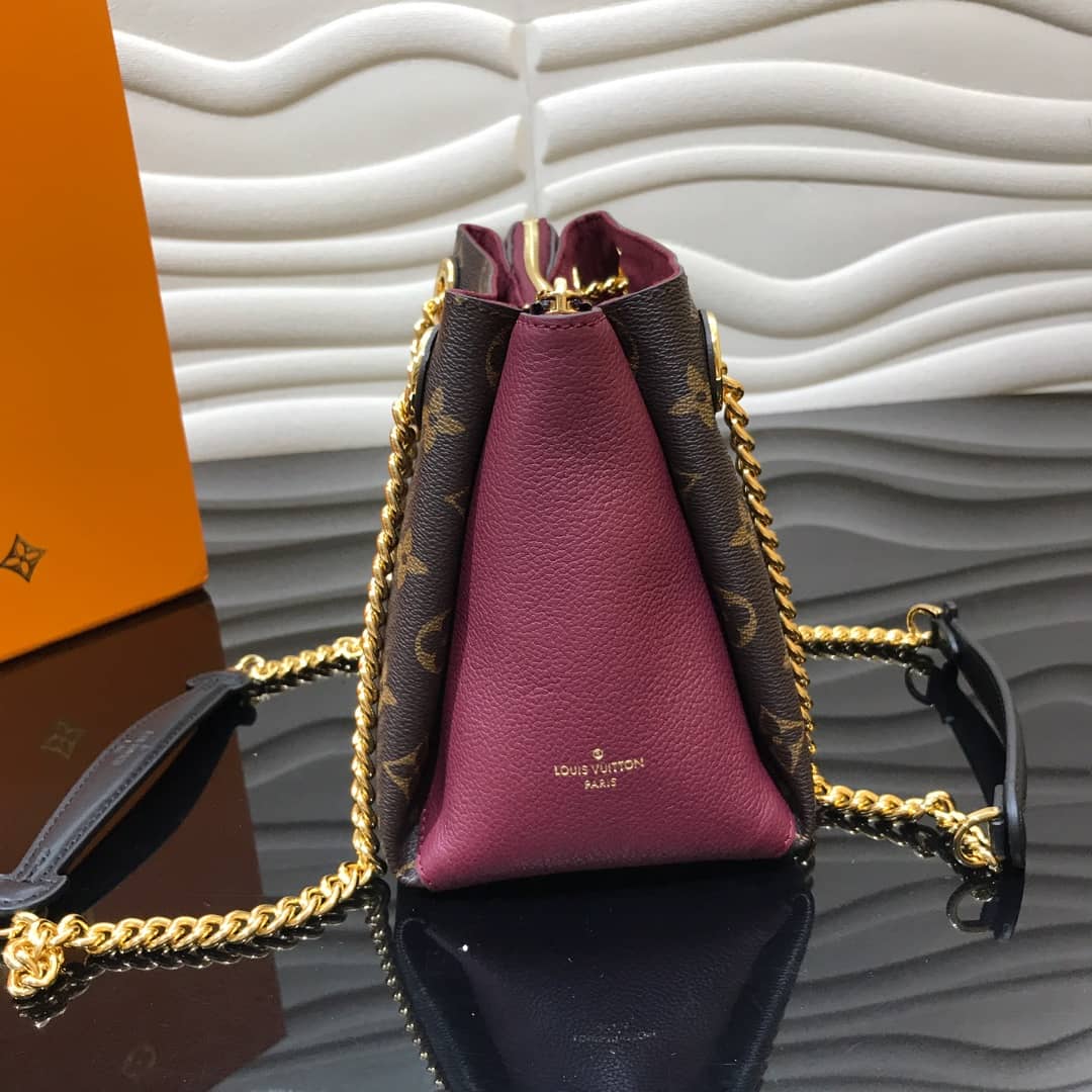 Best Replica Louis Vuitton BB Surene Chain Shoulder Bag Replica Purple M43777 - Colareps