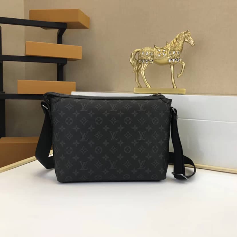Best Replica Louis Vuitton Odyssey Messenger PM Bag Replica Black M44223 - Colareps