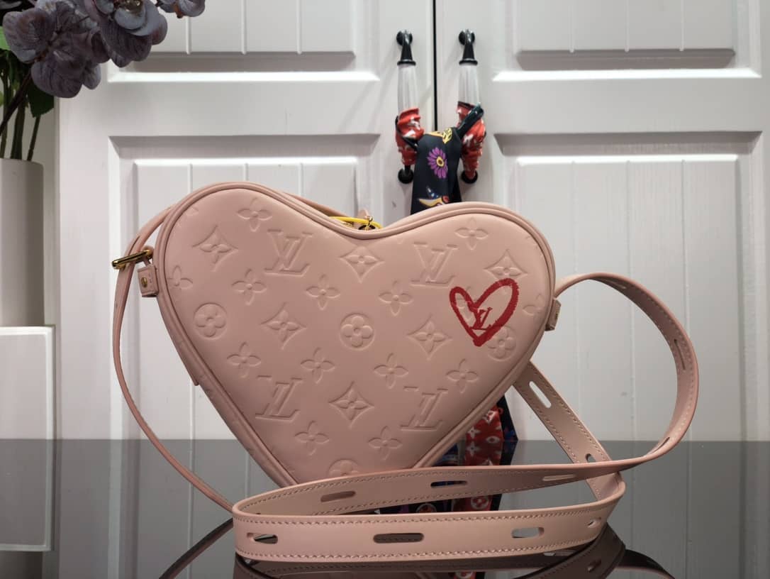 Best Replica Louis Vuitton Coeur Small Replica Handbag M58738 - Colareps