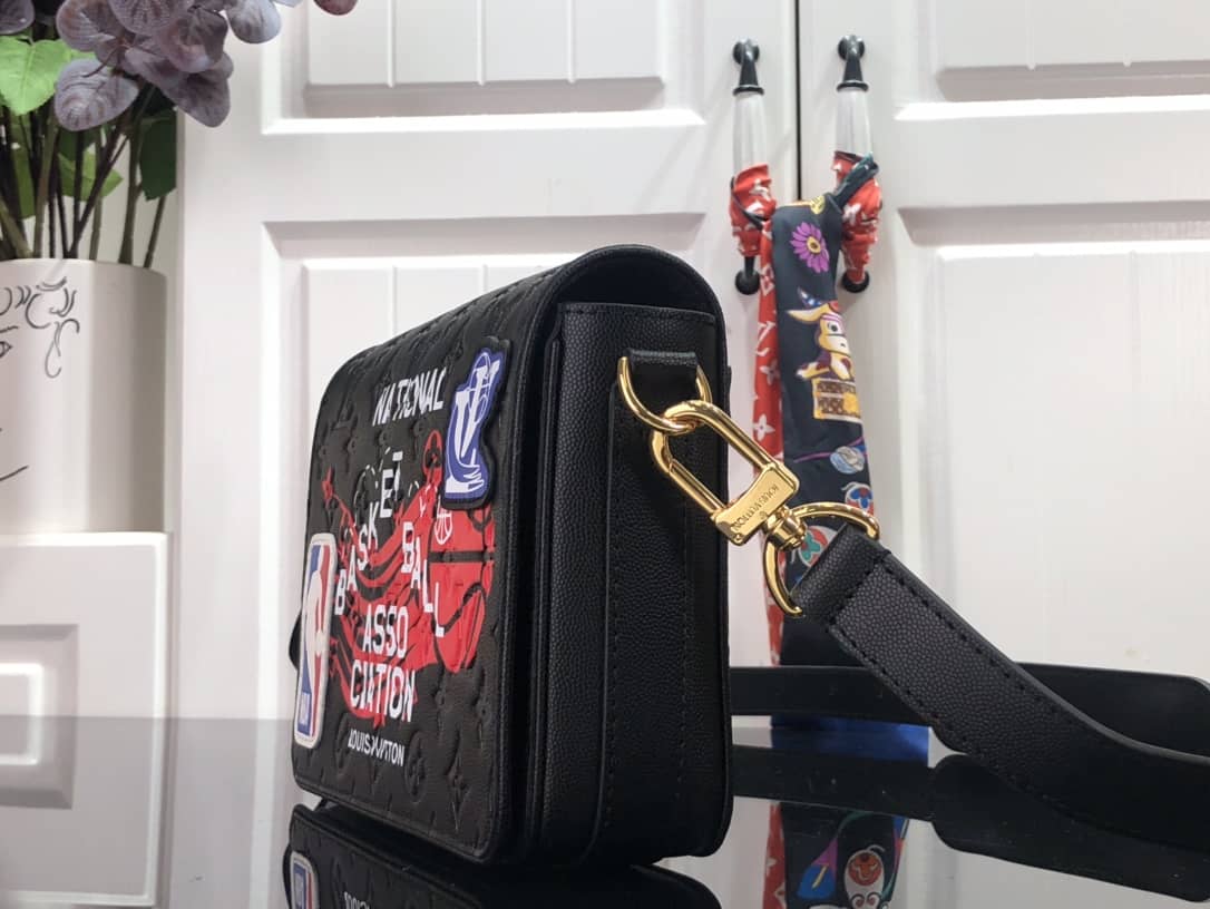 Best Replica Louis Vuitton NBA Studio Messenger Basketball Bag Replica M58498 - Colareps