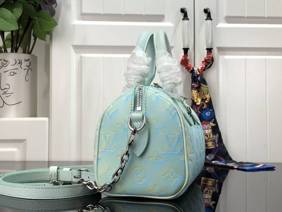 Best Replica Louis Vuitton Crossbody Dupe Speedy 20 Crossbody Green M46163 - Colareps