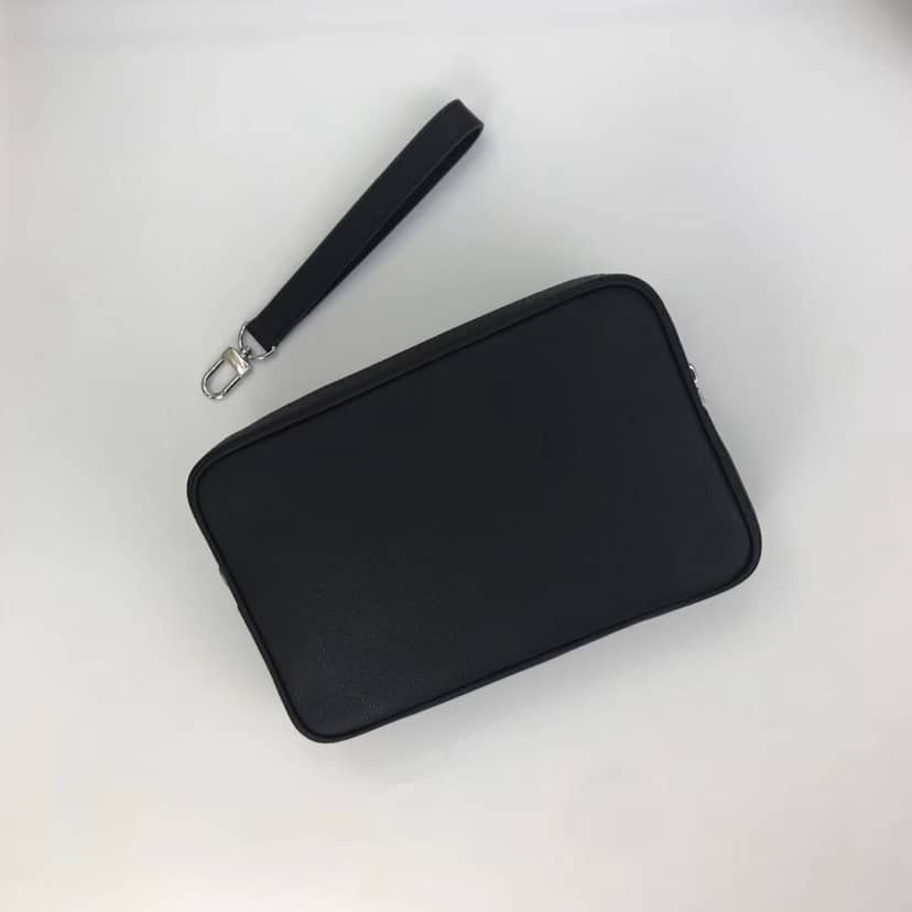 Best Replica Louis Vuitton Kasai Taiga Leather Canvas Replica Clutch Black M33409 - Colareps