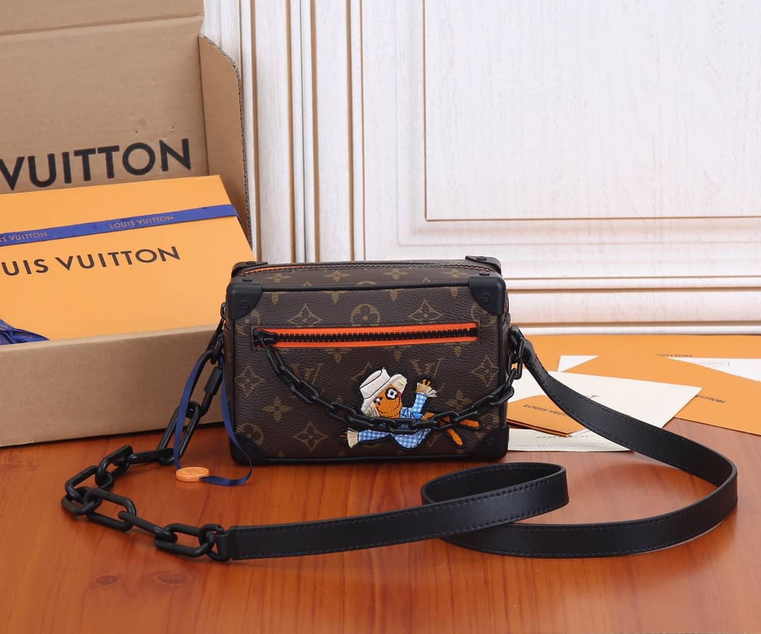 Best Replica Louis Vuitton Zoom And Friends Adventure Mini Soft Trunk Monogram Replica M80159 - Colareps