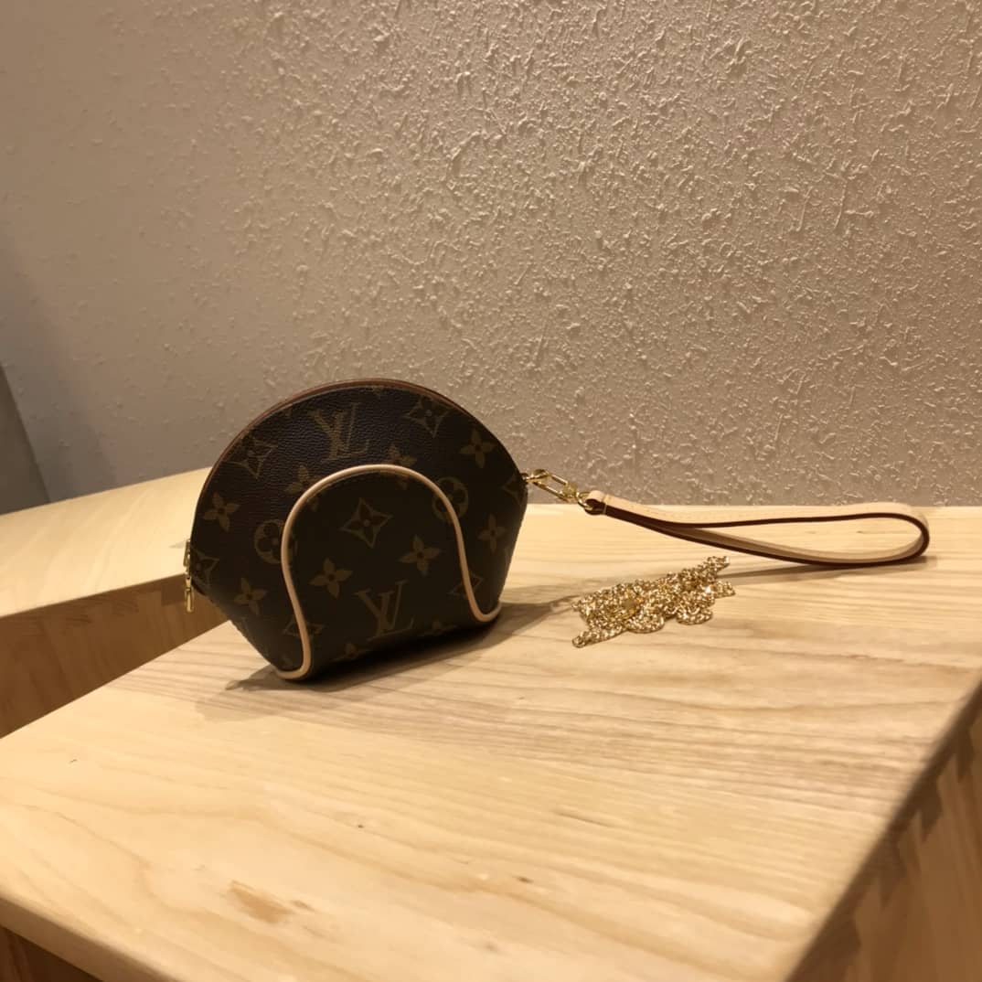 Best Replica Louis Vuitton Monogram Canvas Shoulder Bag Replica M61246 - Colareps