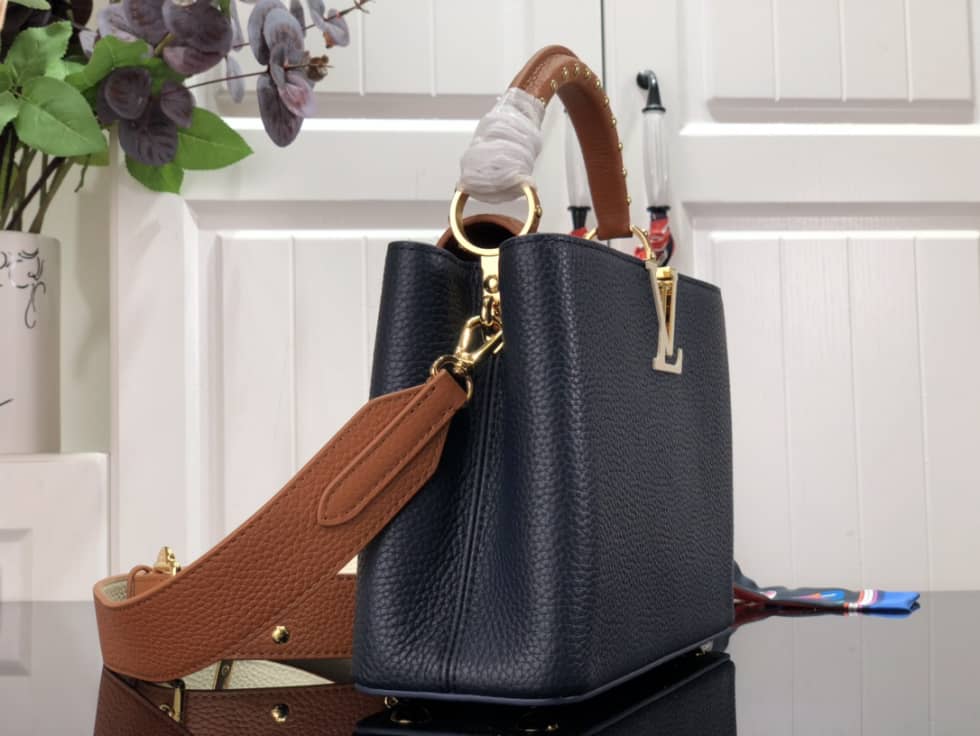 Best Replica Louis Vuitton Capucines BB M58578 Replica Shoulder Bag - Colareps