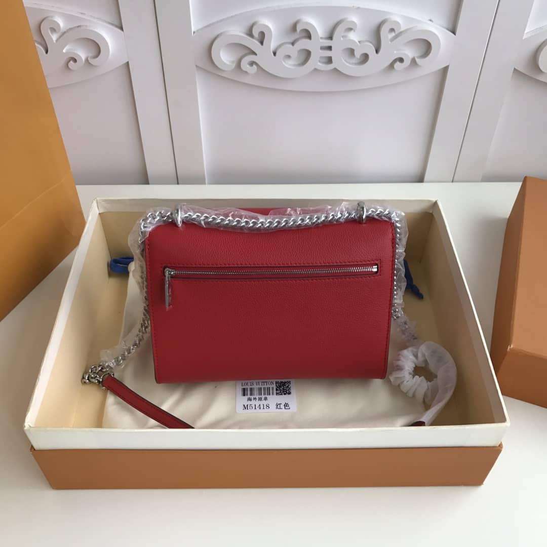 Best Replica Louis Vuitton MyLockMe BB Calf Chain Replica Shoulder Bag Red M51418 - Colareps