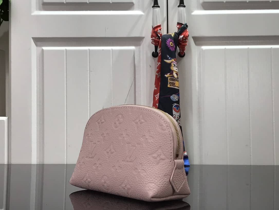 Best Replica Louis Vuitton Pochette Dupe Monogram Cosmetic Pouch  Pink M47515 - Colareps