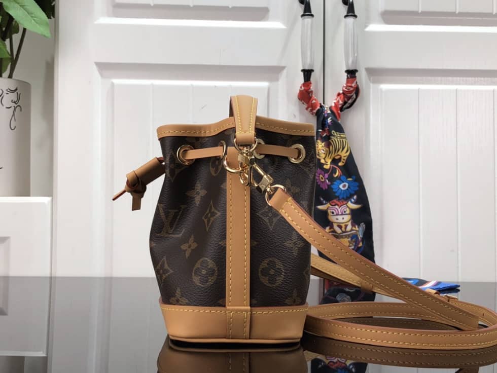Best Replica Louis Vuitton Nano Noe Monogram Bag M81266 Replica Bucket Bag - Colareps