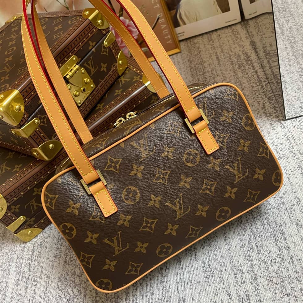 Best Replica Louis Vuitton Monogram Cite MM M51182 Replica Shoulder Bag - Colareps