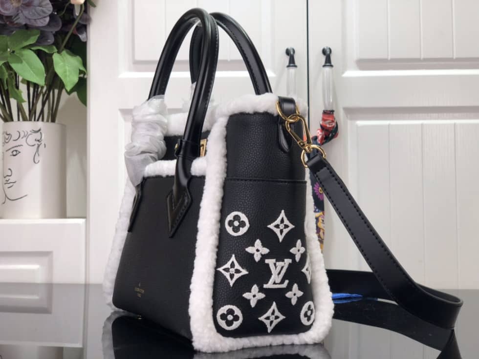 Best Replica LV Tote Dupe On My Side PM M58918 Replica Tote - Colareps