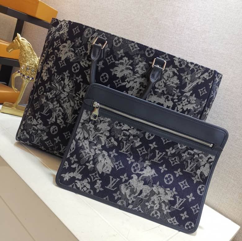 Best Replica Louis Vuitton Gran Sac Monogram Tapestry Tote Replica M57284 - Colareps