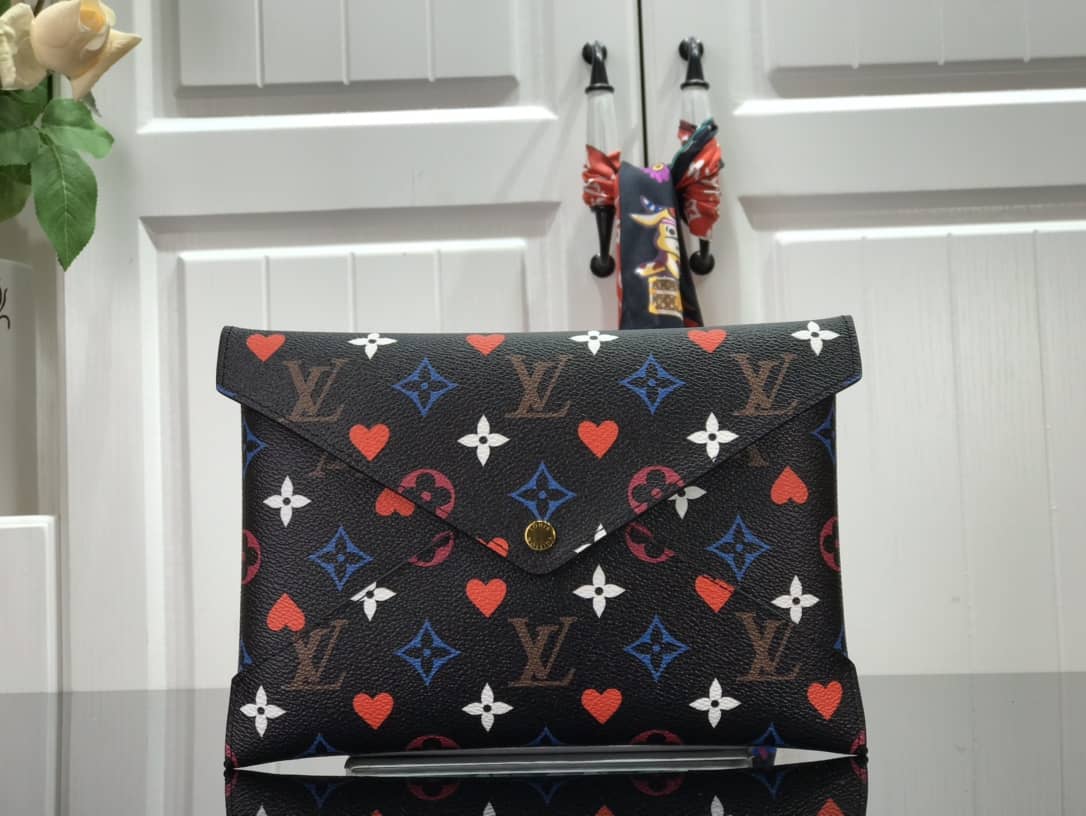 Best Replica Cheap LV Envelope Clutch Bag From China UK - Colareps