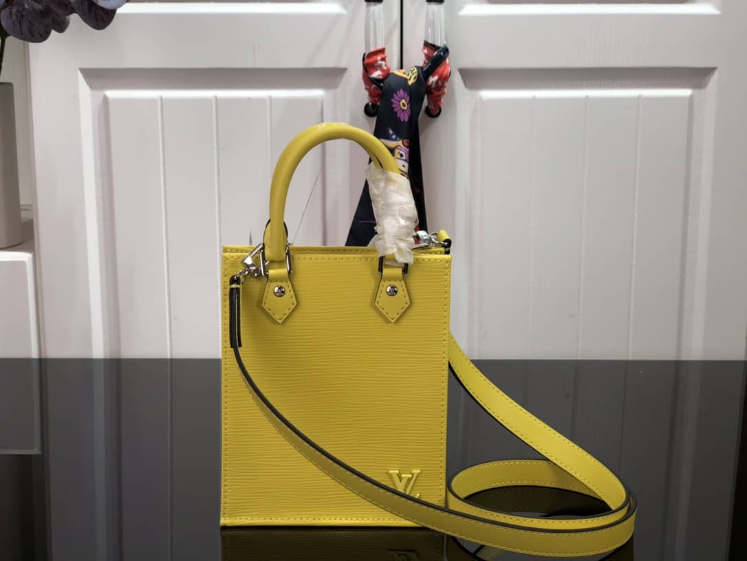Best Replica Louis Vuitton Petit Sac Plat Flat Shoulder Bag Replica Yellow M80169 - Colareps