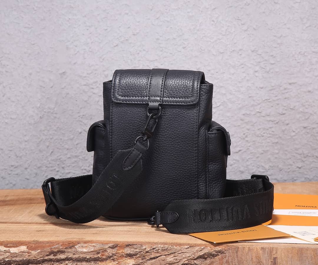 L0vis Vvtt0n Christopher XS Replica Backpack Black M58495