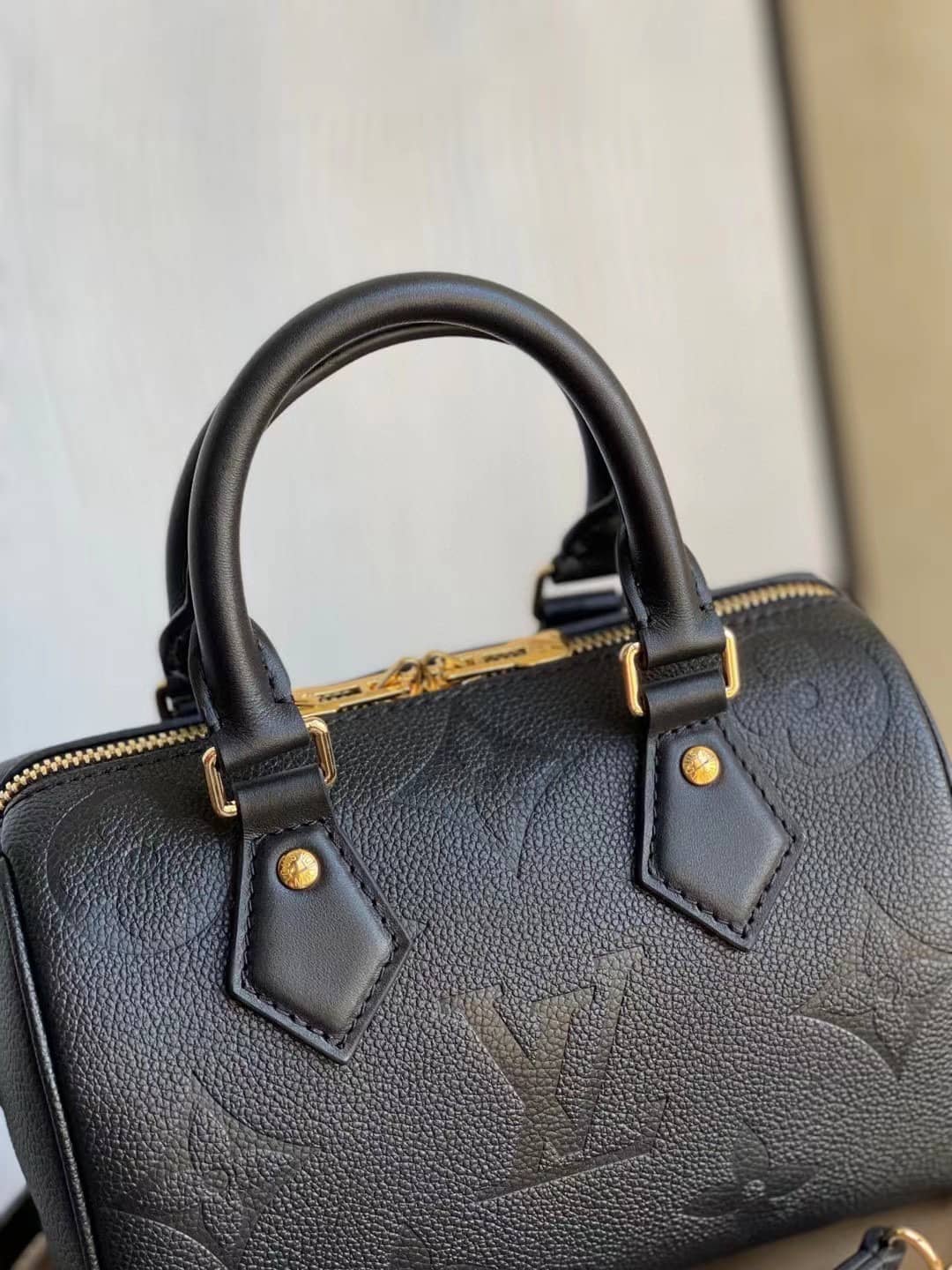 Best Replica Louis Vuitton Replica Bags Speedy Bandoulière 20 M58953 - Colareps