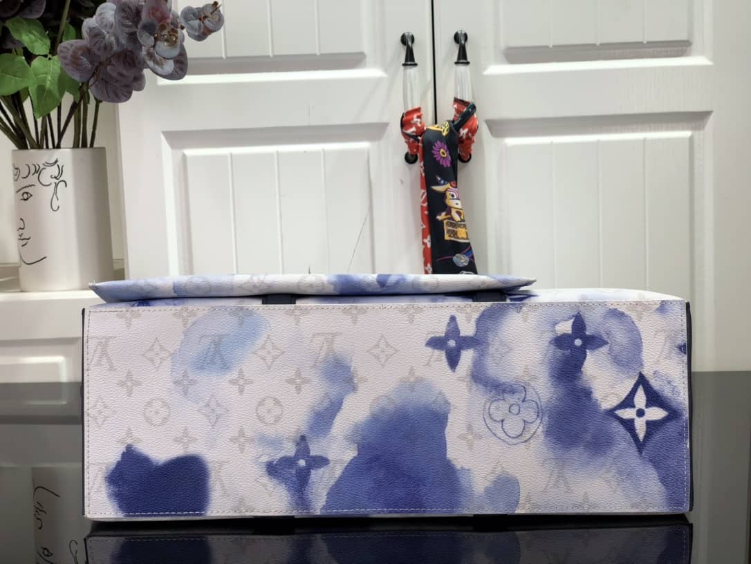 Best Replica Louis Vuitton Weekend GM Watercolor Monogram Replica Tote Blue M45754 - Colareps