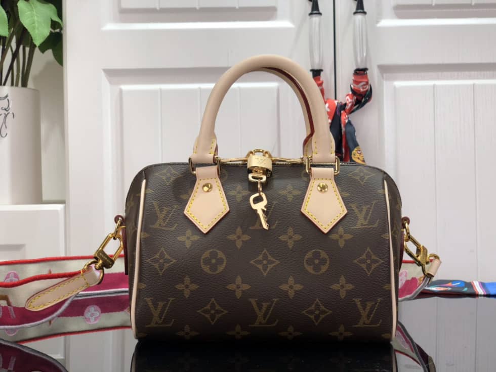Best Replica Louis Vuitton Speedy 20 Bandoulière Bag Monogram M45957 Replica Shoulder Bag - Colareps