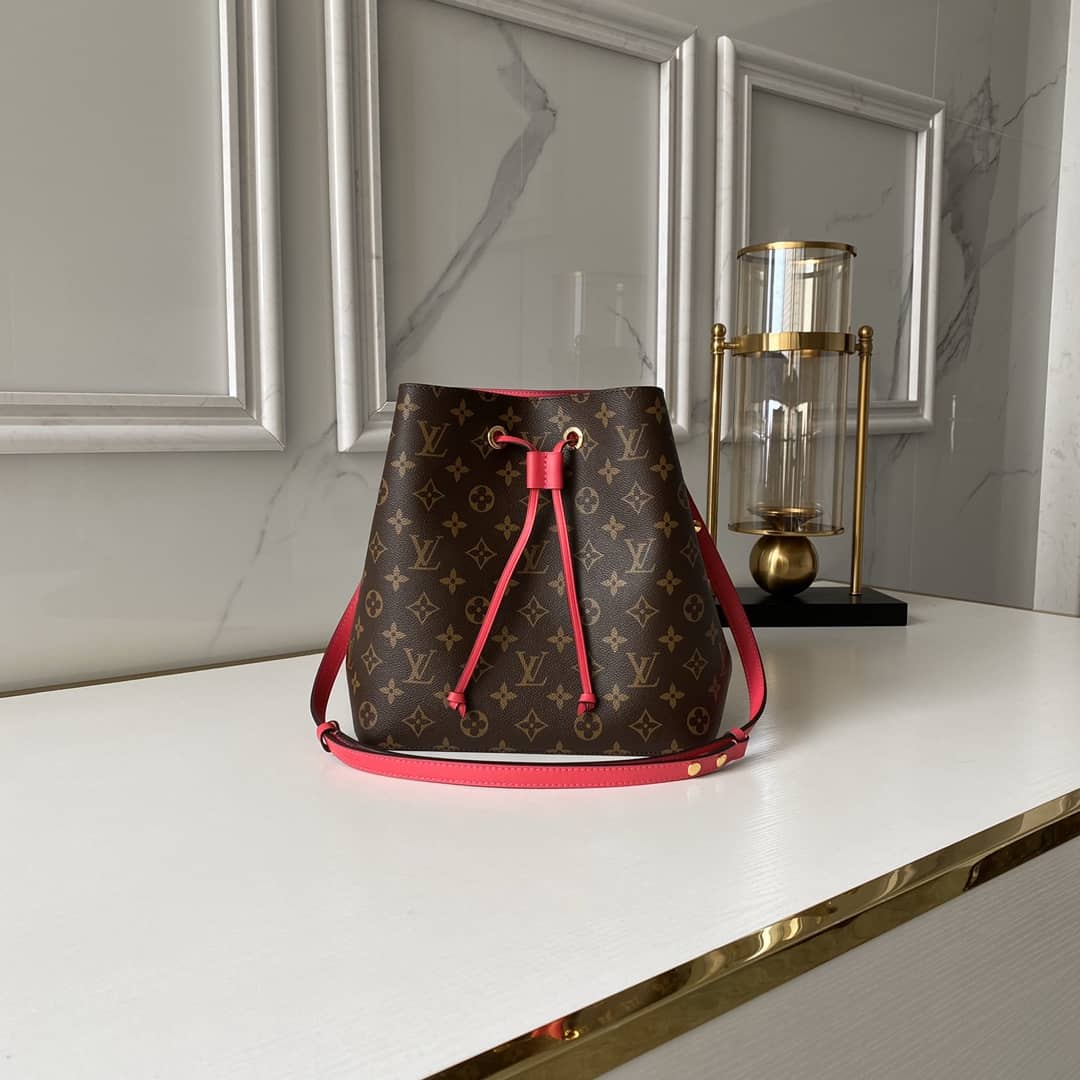 Best Replica Louis Vuitton NeoNoe Monogram Canvas Replica Bucket Bag M43570 - Colareps