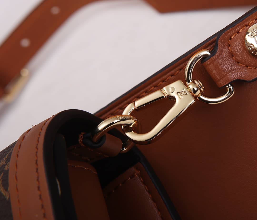 Best Replica LV Bum Bag Dupe Monogram Reverse Dauphine M44586(ColaReps) - Colareps