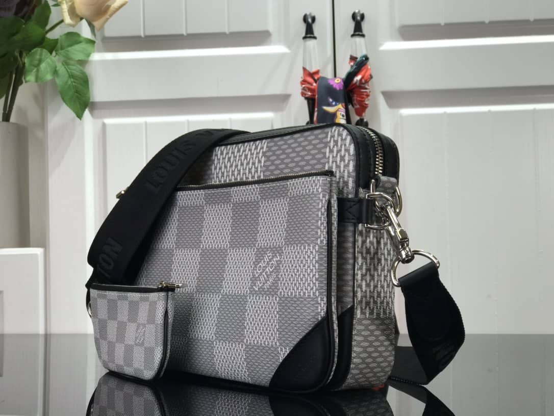 Best Replica Louis Vuitton Virgil Abloh Trio Multi Replica Messenger Bag Gray M69443 - Colareps