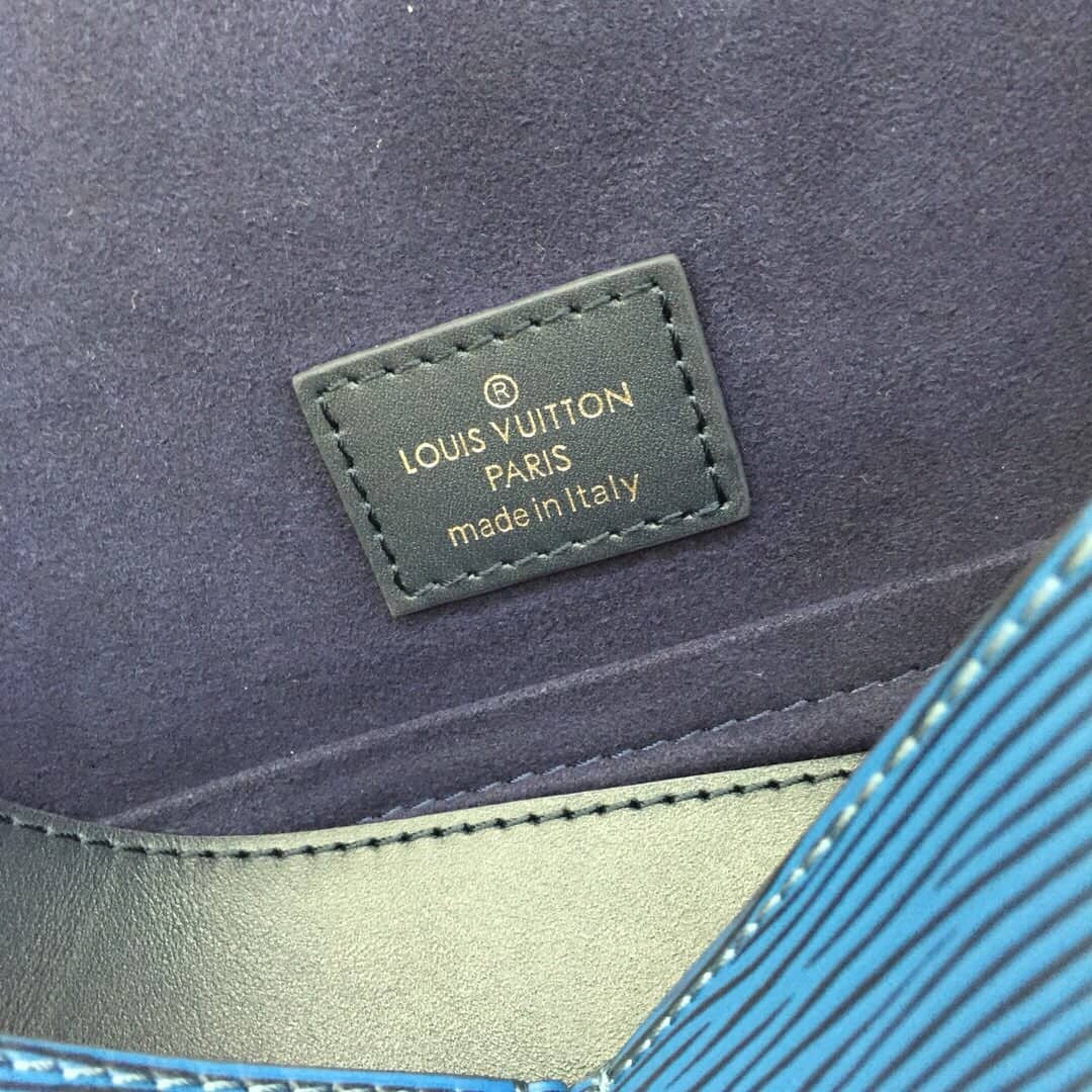 L0vis Vvtt0n Epi Downtown PM Messenger Bag Replica Blue M53492