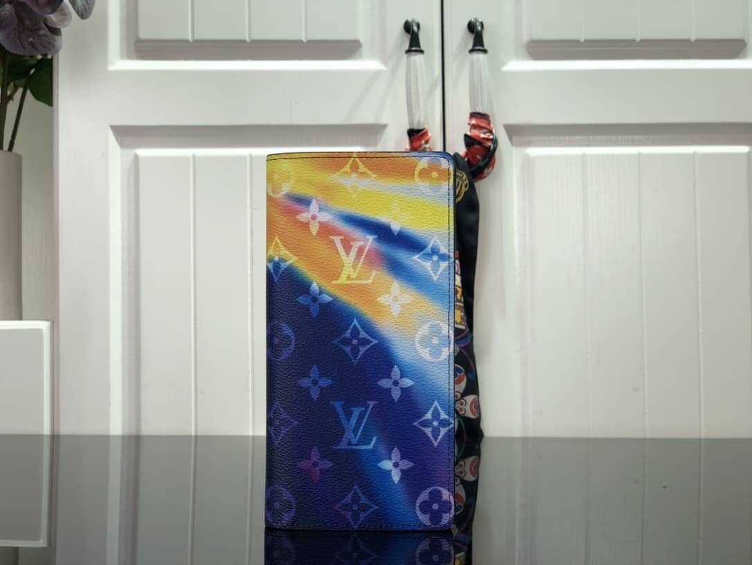 Best Replica Louis Vuitton Sunset Monogram Multicolor Voyage Replica Pochette Blue M45941 - Colareps