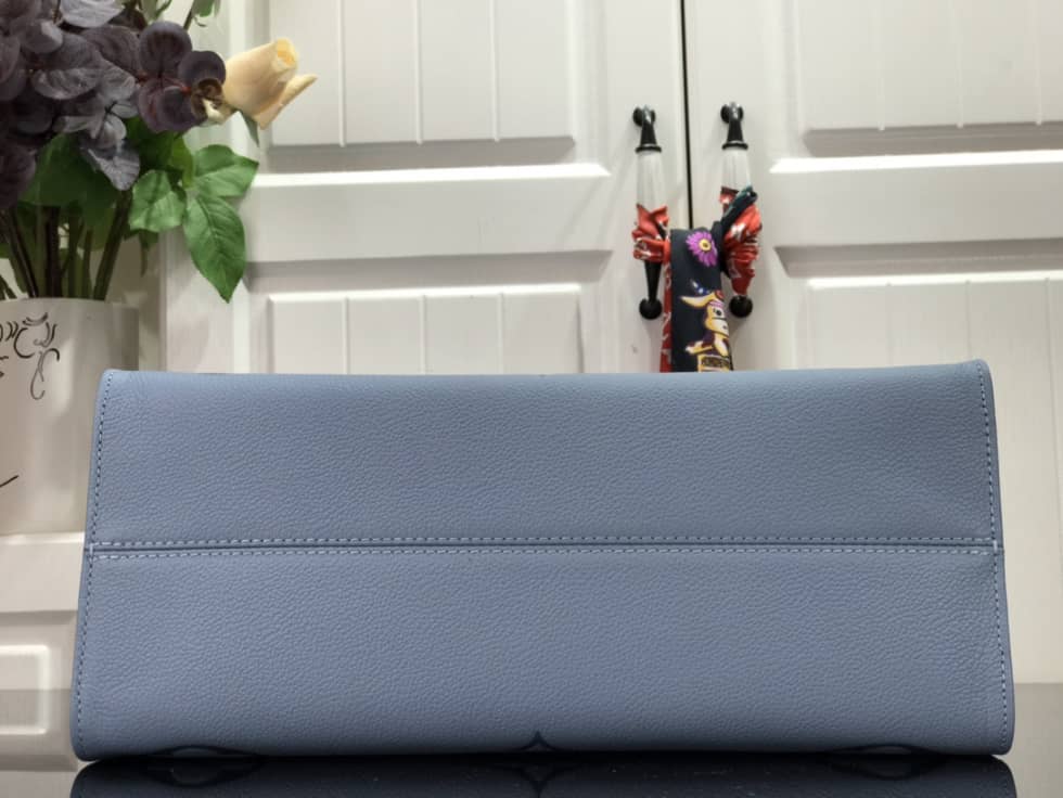 Best Replica Louis Vuitton OnTheGo Monogram Empreinte MM Blue M45718 Replica Tote - Colareps
