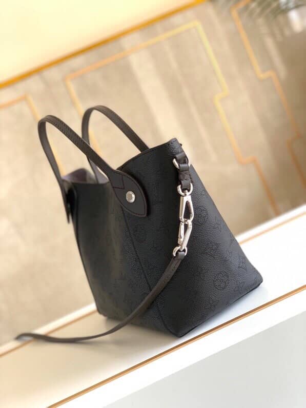 Best Replica Louis Vuitton Mahina Hina PM Leather Tote Replica Black M54353 - Colareps