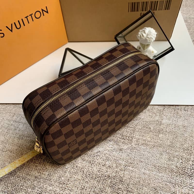 Best Replica Louis Vuitton Damier Ebene Toiletry Pouch Replica - Colareps