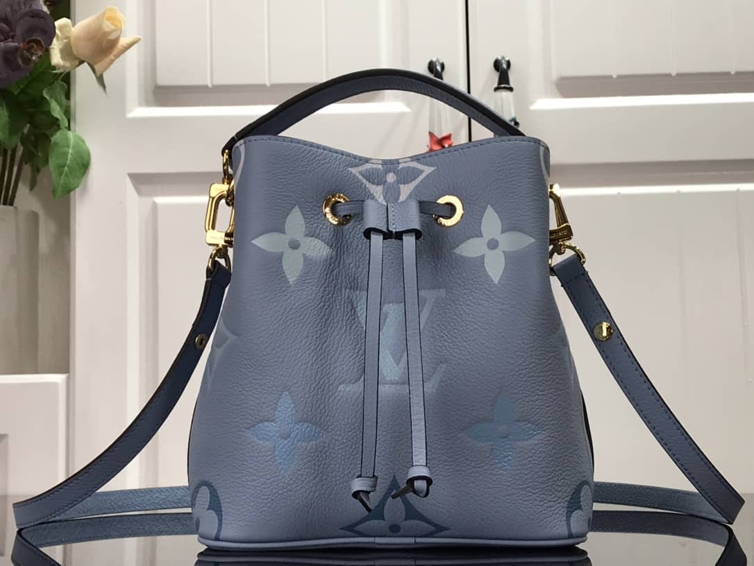 Best Replica Louis Vuitton Neo Noe Monogram Leather Replica Shoulder Bag Blue M45709 - Colareps