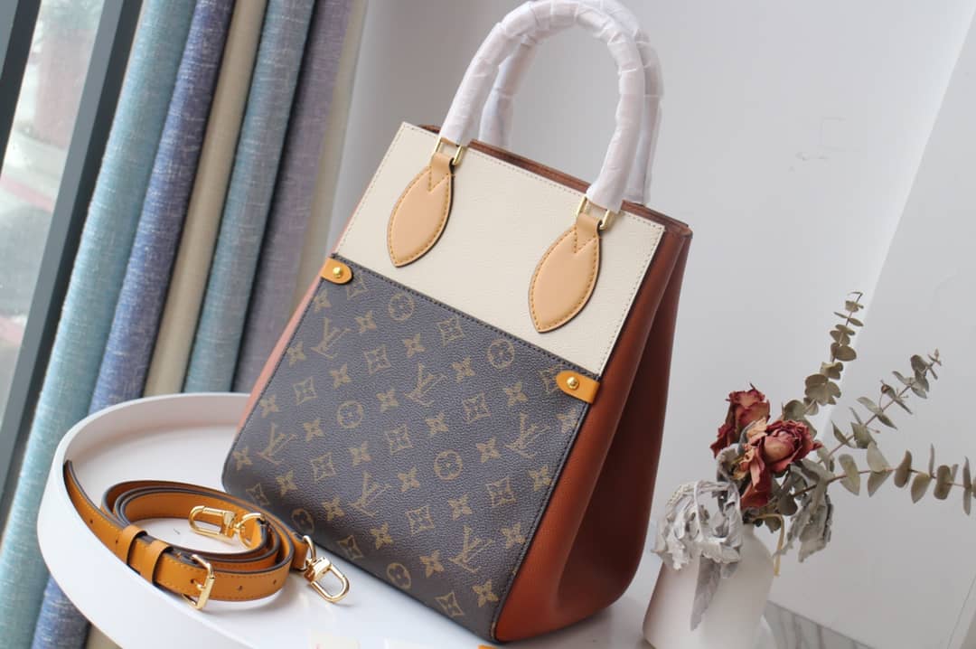 Best Replica Louis Vuitton Monogram Fold MM 2way Tote Replica White M45409 - Colareps