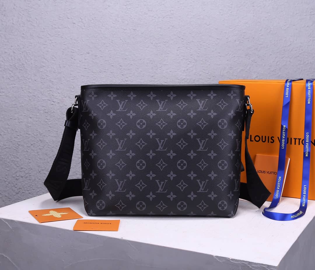 L0vis Vvtt0n Besace Zippée Monogram MM Bag Replica Black M45214