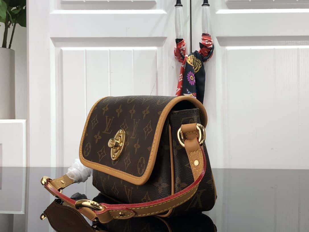 Best Replica Louis Vuitton Dupe Purses Tikal PM Monogram Canvas M40078 - Colareps