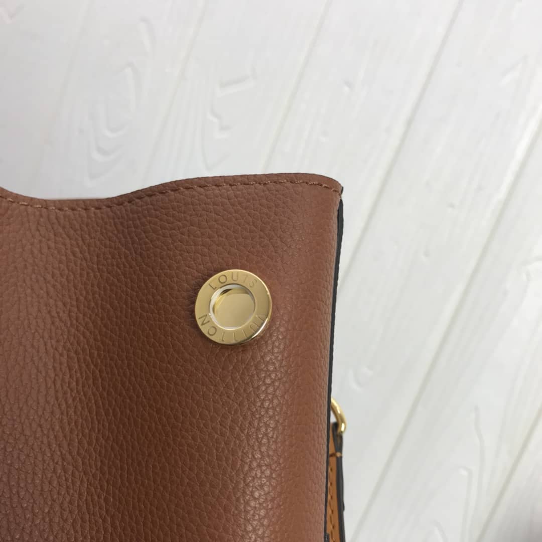 Best Replica Louis Vuitton Monogram Fold MM 2way Tote Replica White M45409 - Colareps