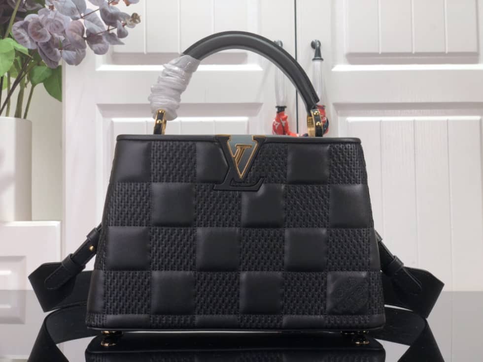 Best Replica Louis Vuitton Capucines BB Black M59225 Replica Shoulder Bag - Colareps
