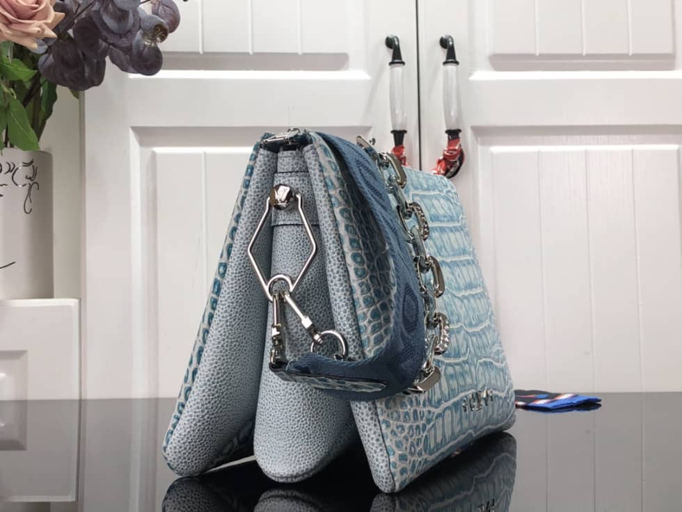 Best Replica Louis Vuitton Coussin PM M57790 Replica Shoulder Bag - Colareps