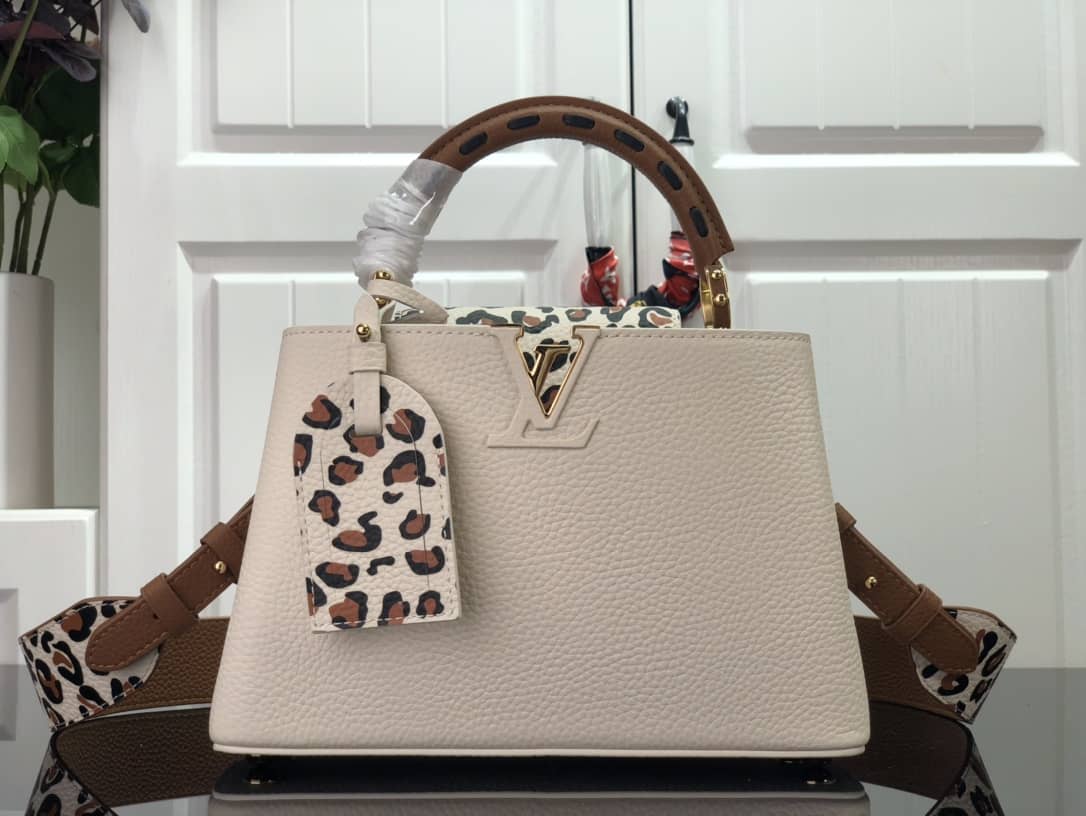 Best Replica Louis Vuitton Capucines BB Calfskin Handbag Beige - Colareps