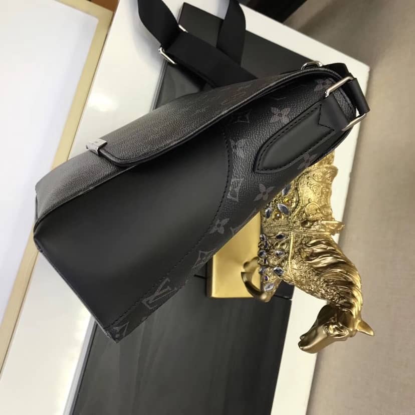 L0vis Vvtt0n Monogram Eclipse Messenger MM Shoulder Bag Replica M40539