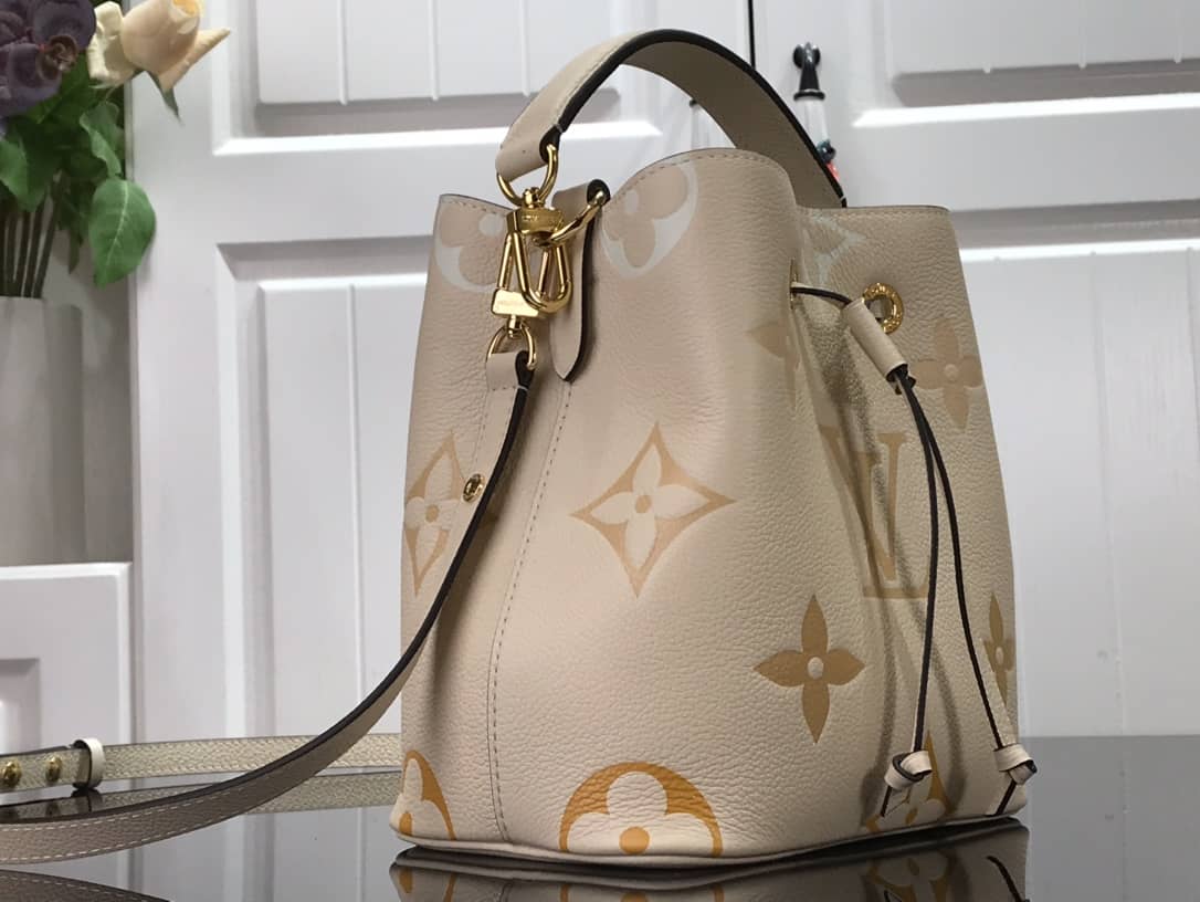 Best Replica Louis Vuitton BB Neo Noe Replica Monogram Bag Yellow M45716 - Colareps