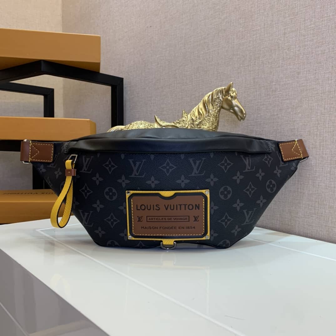 Best Replica LV Bum Bag Dupe Monogram Eclipse Discovery  M45220 - Colareps