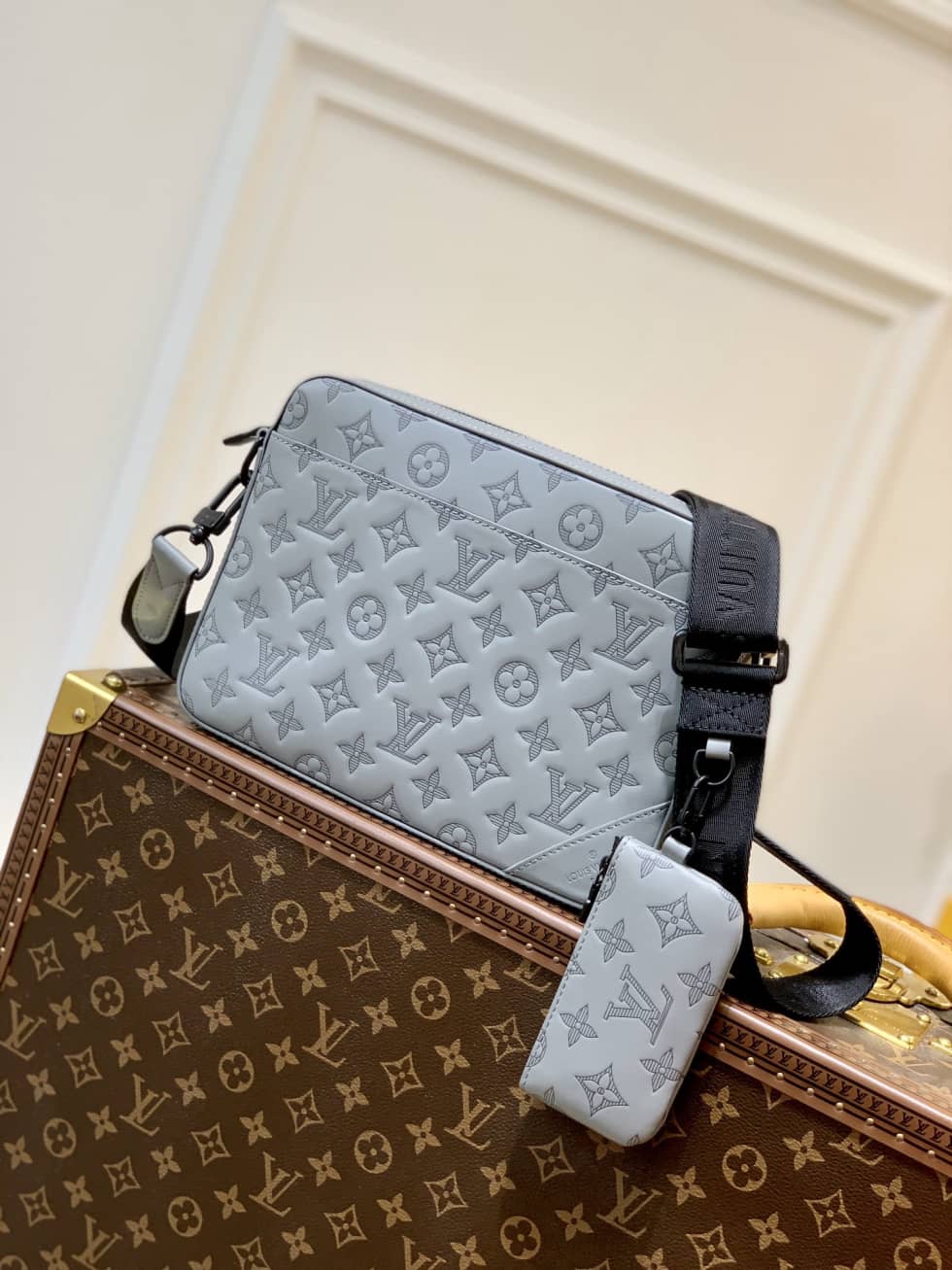 Best Replica Louis Vuitton Alpha Monogram Satellite Silver M44169 Replica Messenger Bag - Colareps