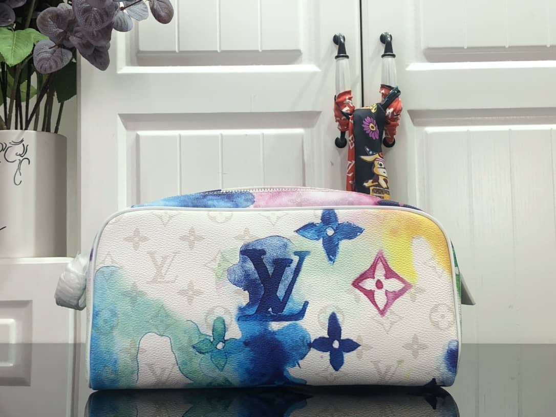 Best Replica Louis Vuitton Multicolored Watercolor Monogram Canvas Dopp Kit Toiletry Bag Replica M80500 - Colareps