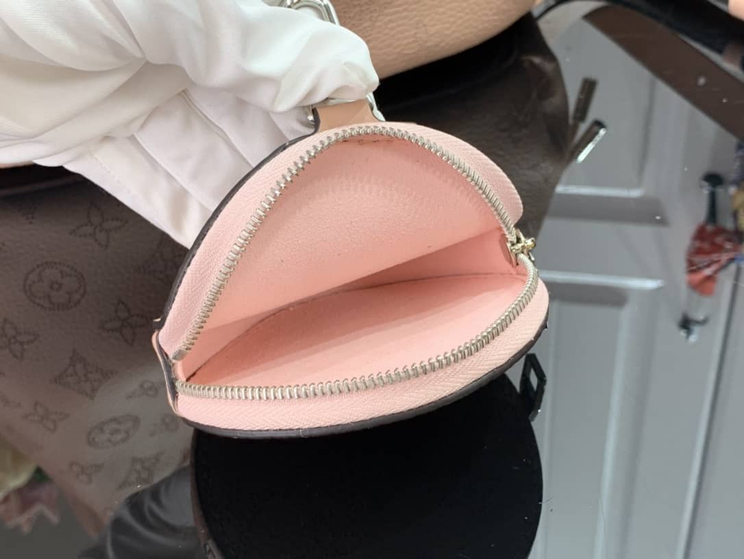 Best Replica Louis Vuitton Bella Mahina Magnolia Leather Replica Bag M57068 Pink - Colareps