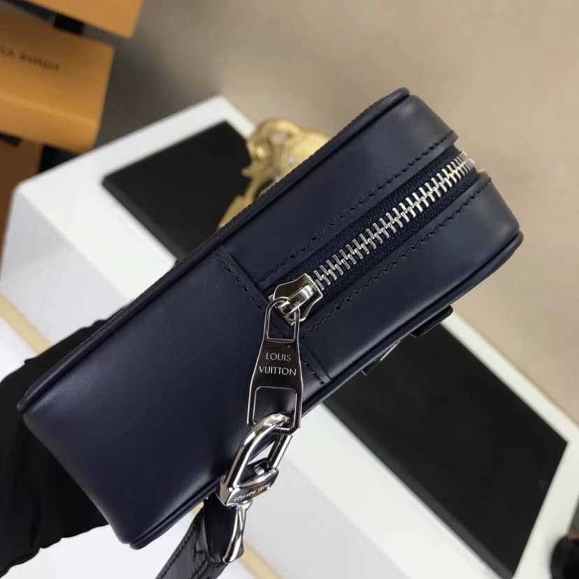 L0vis Vvtt0n Kasai Clutch Epi Leather Replica Blue M51726
