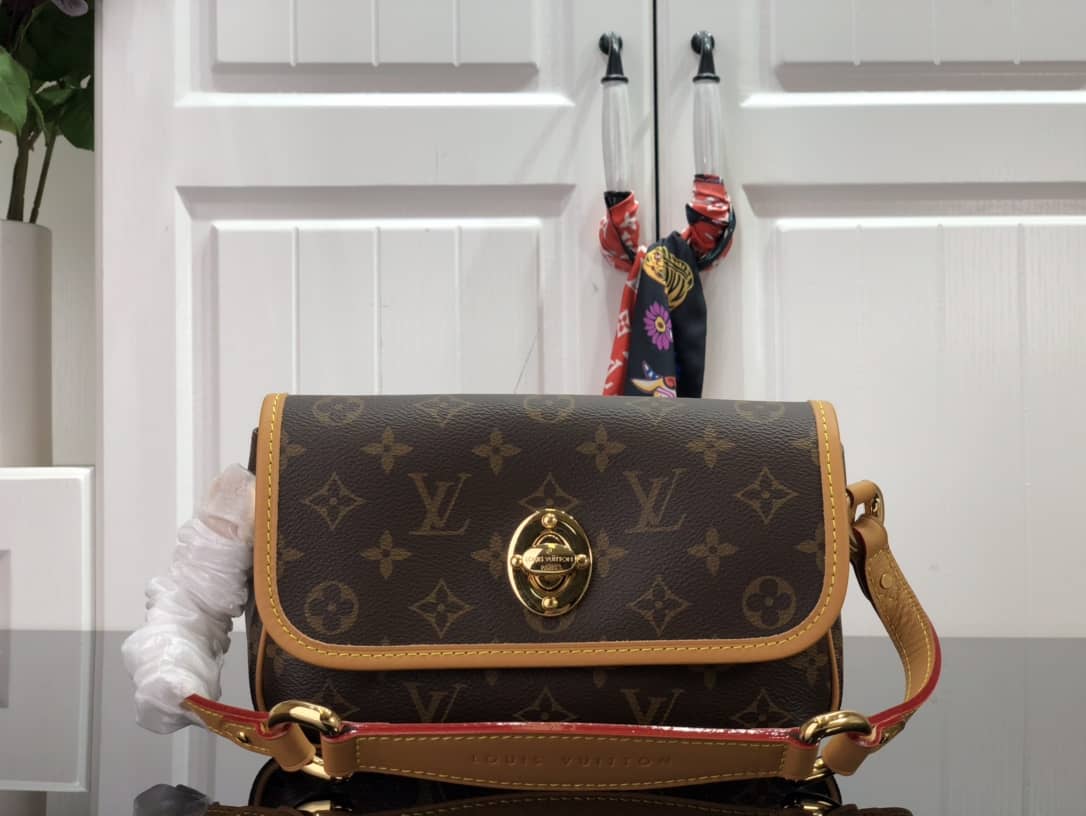 Best Replica Louis Vuitton Dupe Purses Tikal PM Monogram Canvas M40078 - Colareps