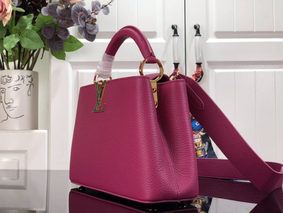 Best Replica Louis Vuitton Capucines BB Rose M59066 Replica Shoulder Bag - Colareps