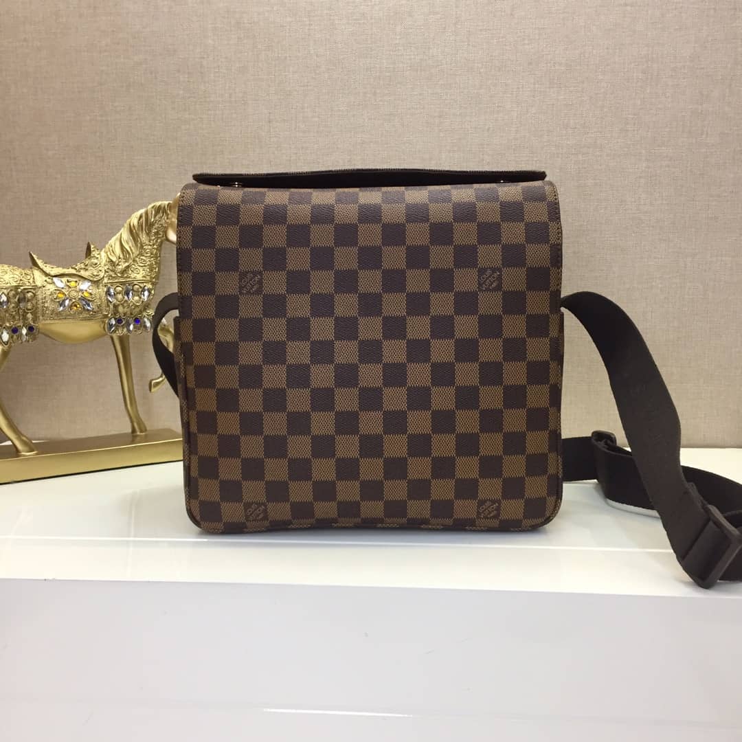 L0vis Vvtt0n Naviglio Leather Shoulder Bag Replica N45255